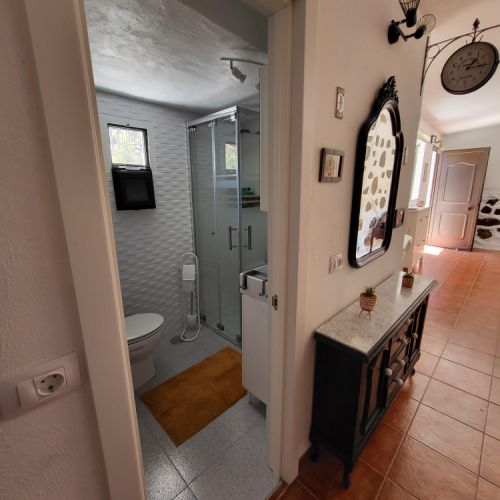 Sala de baño Casa Rural Los Pinares El Juncal de Tejeda Gran Canaria