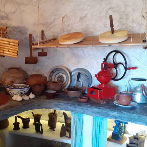 Interno di una casa nella grotta