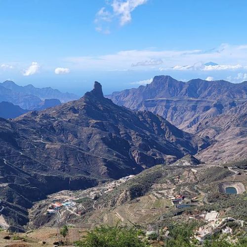 Der Roque Bentayga vom Roque Nublo aus gesehen